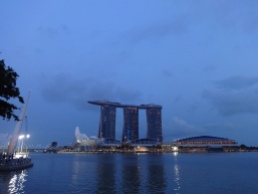A night view of the Marina Bay Sands Hotel, Shoppes and ArtScience Museum before their (sort of sad) light show started.